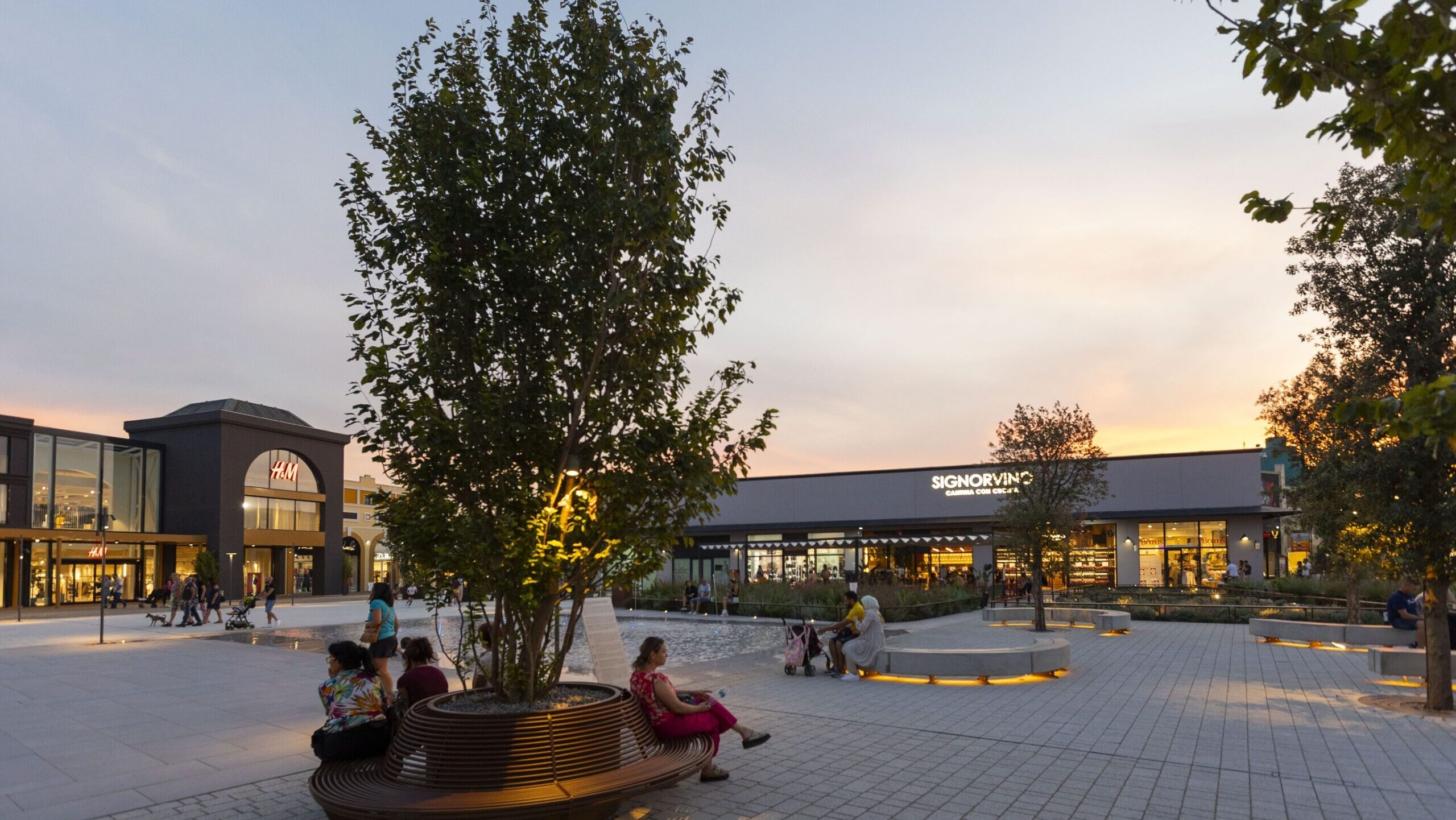 Premium plaza Valmontone Outlet