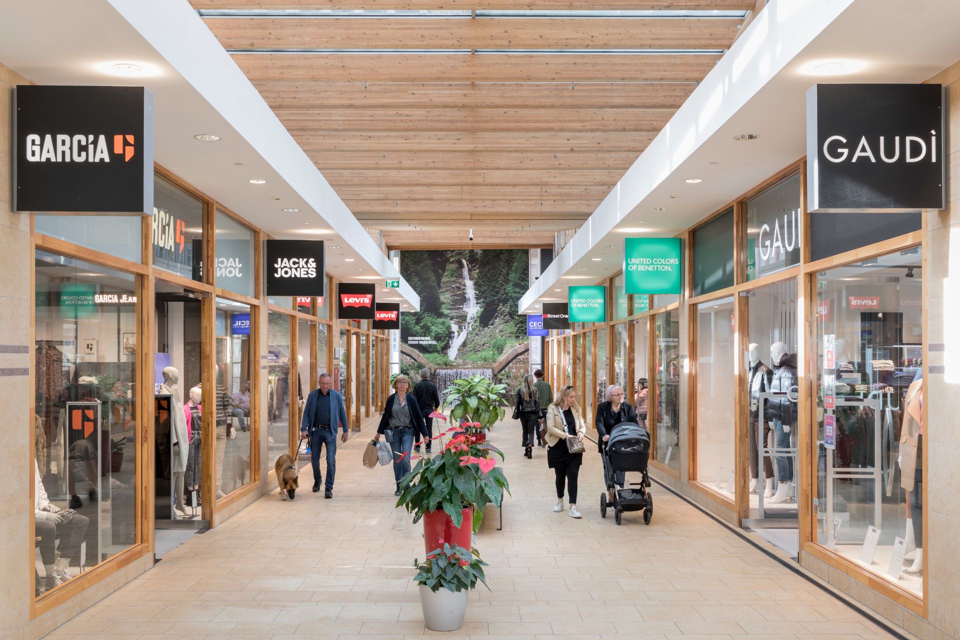 outlet center brenner