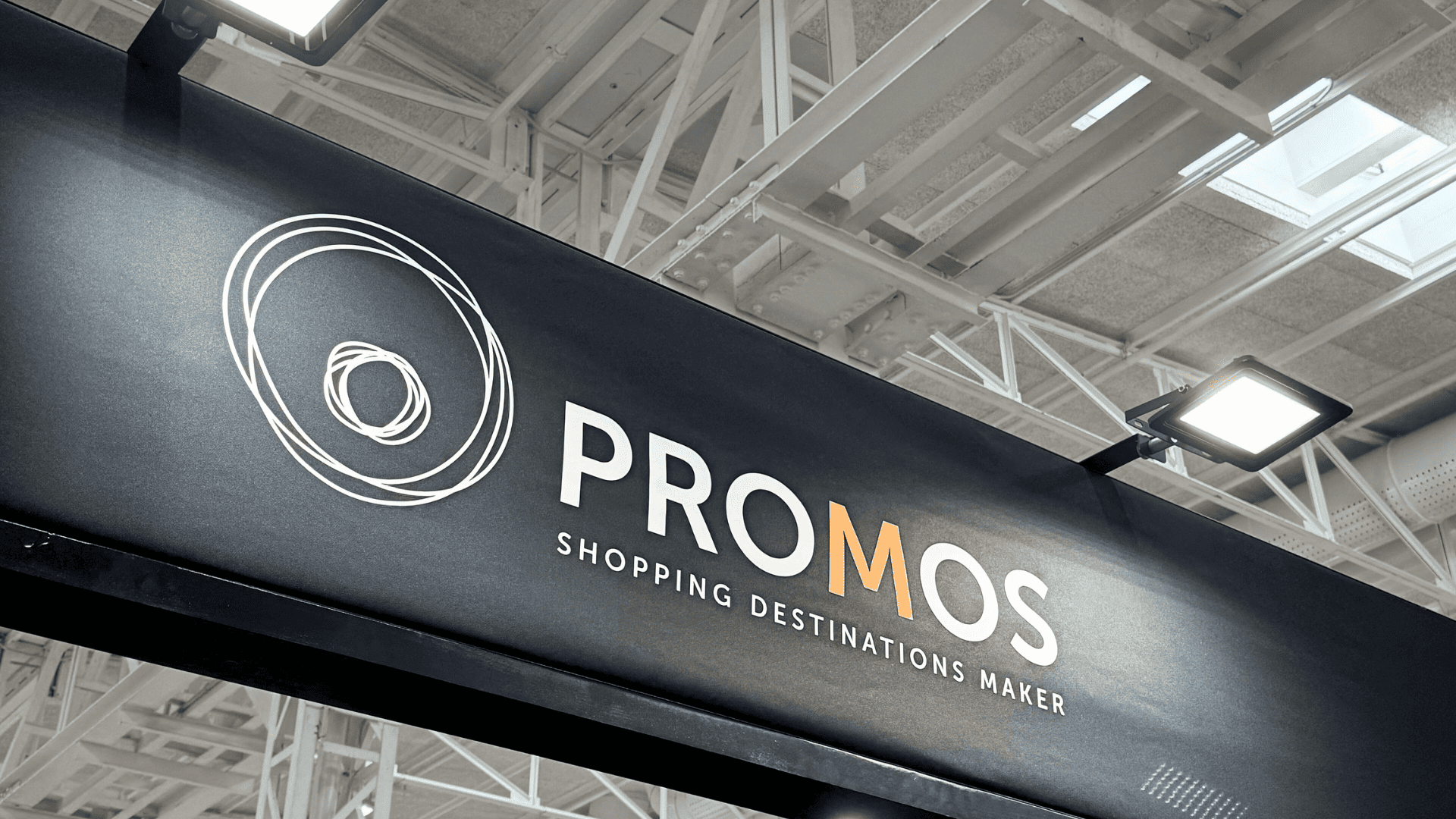 logo stand promos
