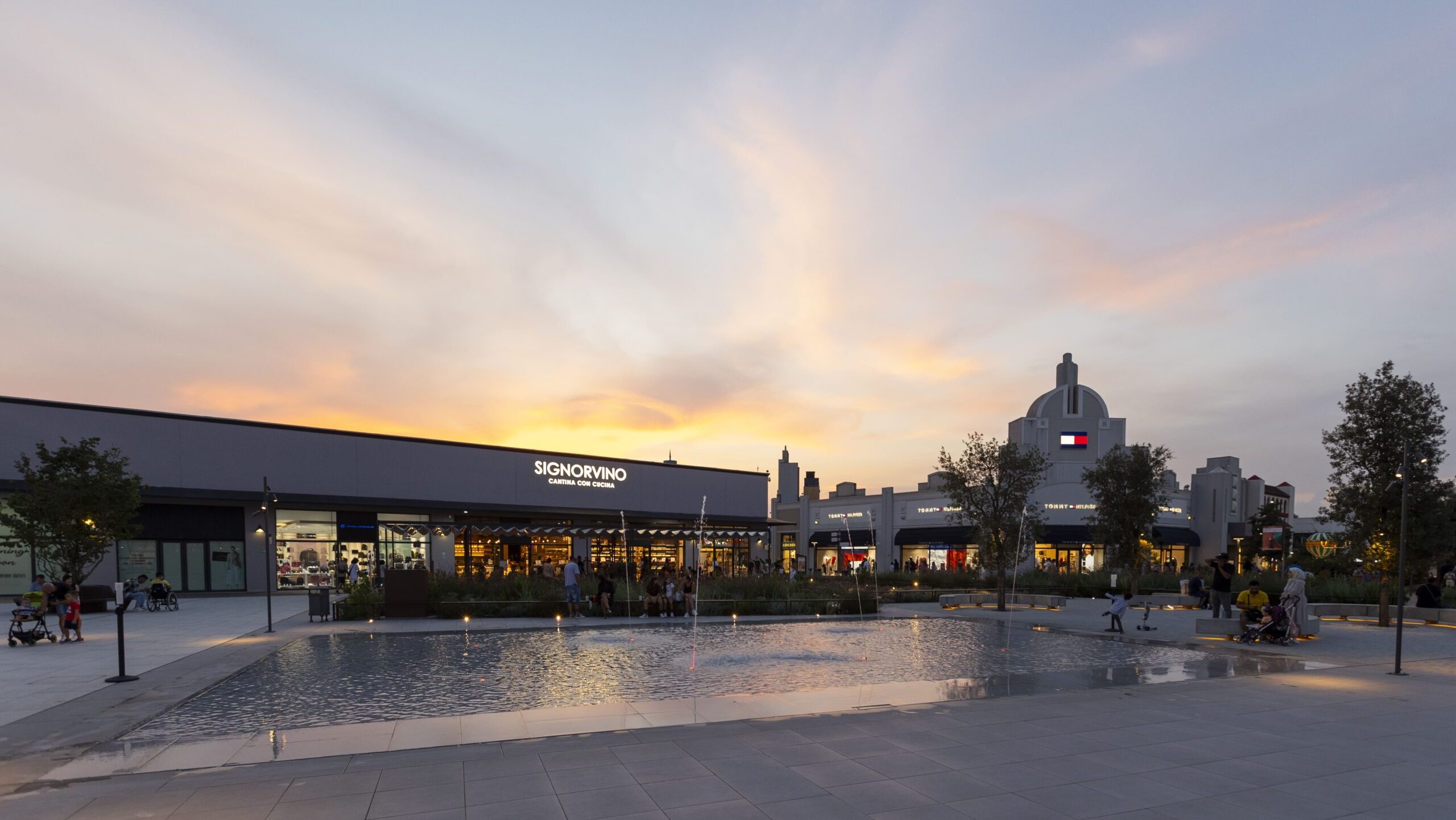 Premium plaza Valmontone Outlet