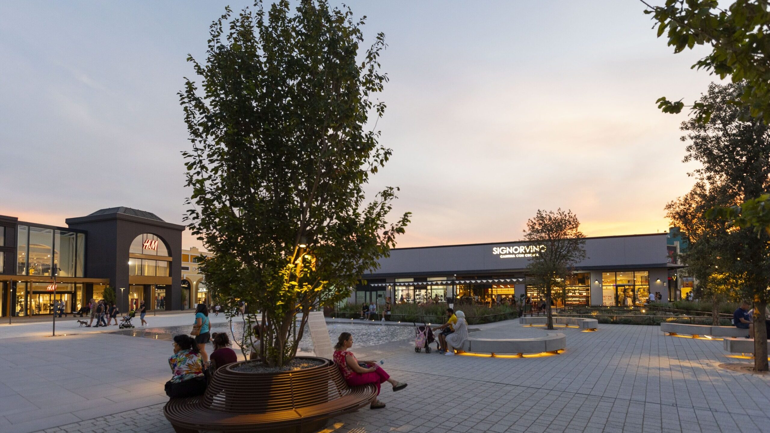 Premium plaza Valmontone Outlet