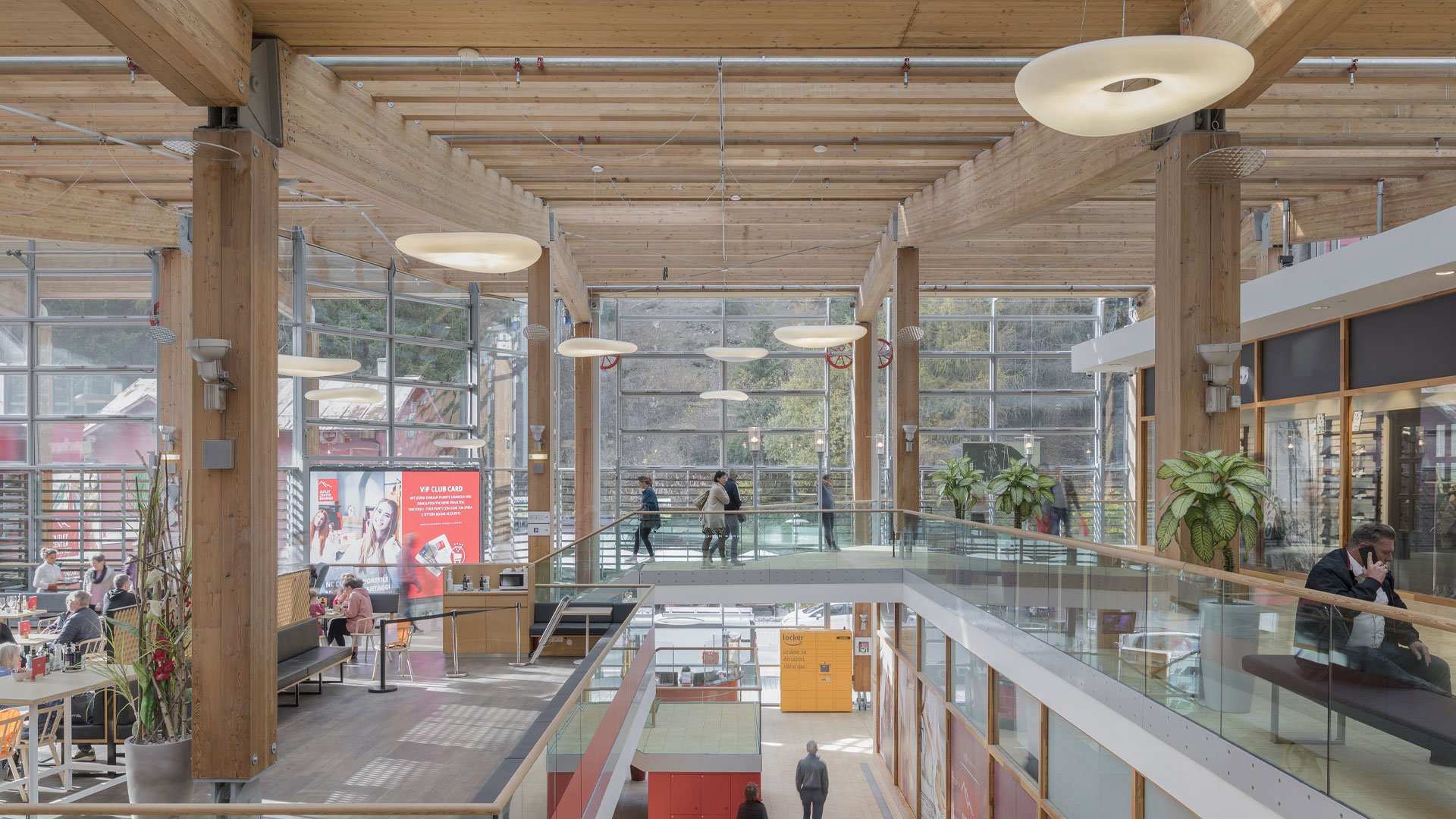 gestione sviluppo asset outlet center brenner