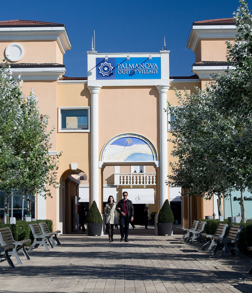 ingresso palmanova outlet village