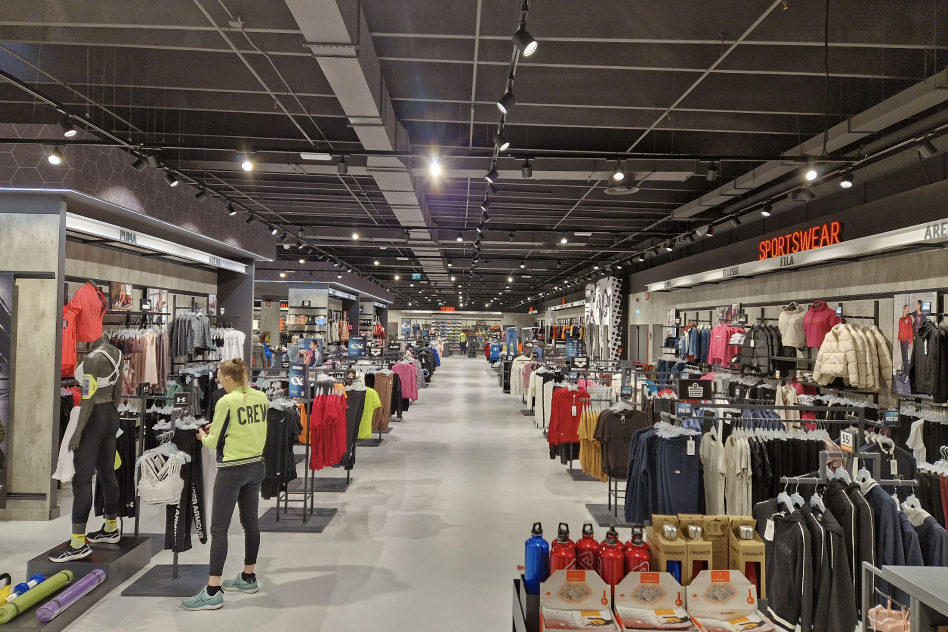 sportswear centro commerciale europa palazzolo