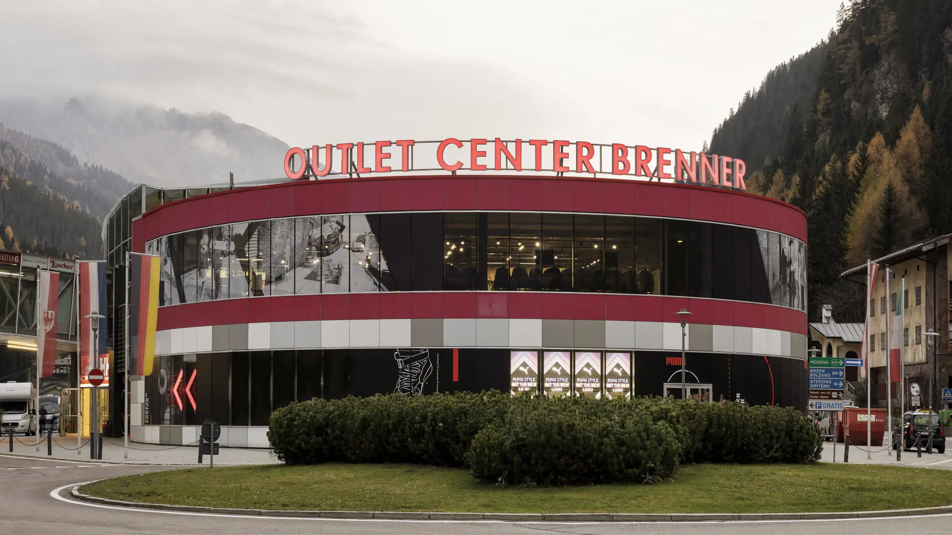 struttura outlet center Brenner